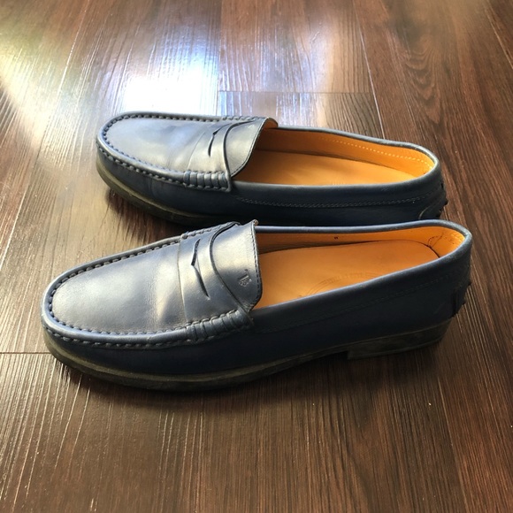 Tod’s Size 8 Loafers - Picture 3 of 6